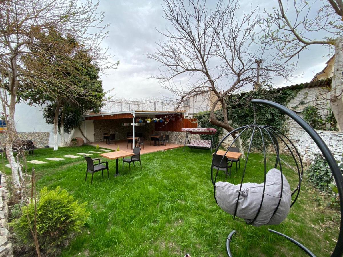 Duesseldorf Pansiyon Kusadasi Aydin Exterior photo